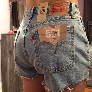 Brand new with tags levis 501 shorts